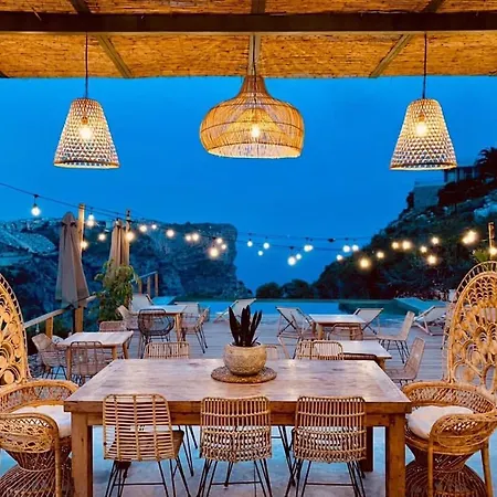 Luxusní stan Dreamsea Mediterranean Camp