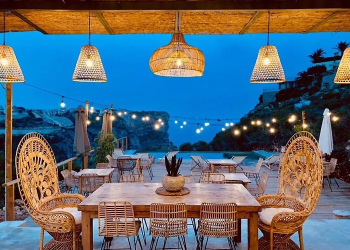 Luxe tent Dreamsea Mediterranean Camp